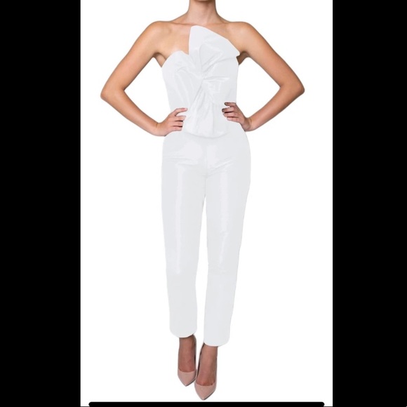 FABULOUS Alexia Maria jumpsuit, Size 2. - Picture 2 of 5